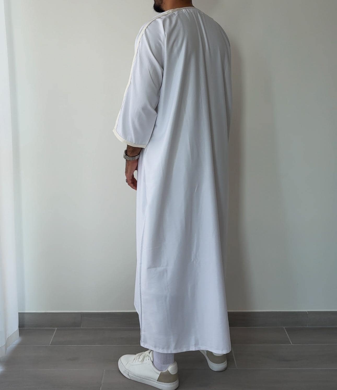 Signature Crystal White Gandoura