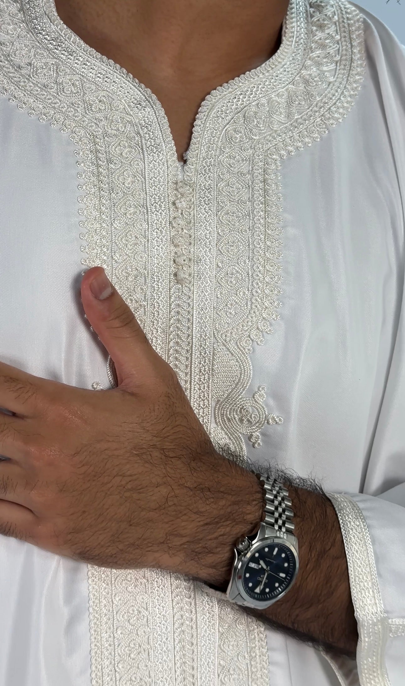 Signature Crystal White Gandoura